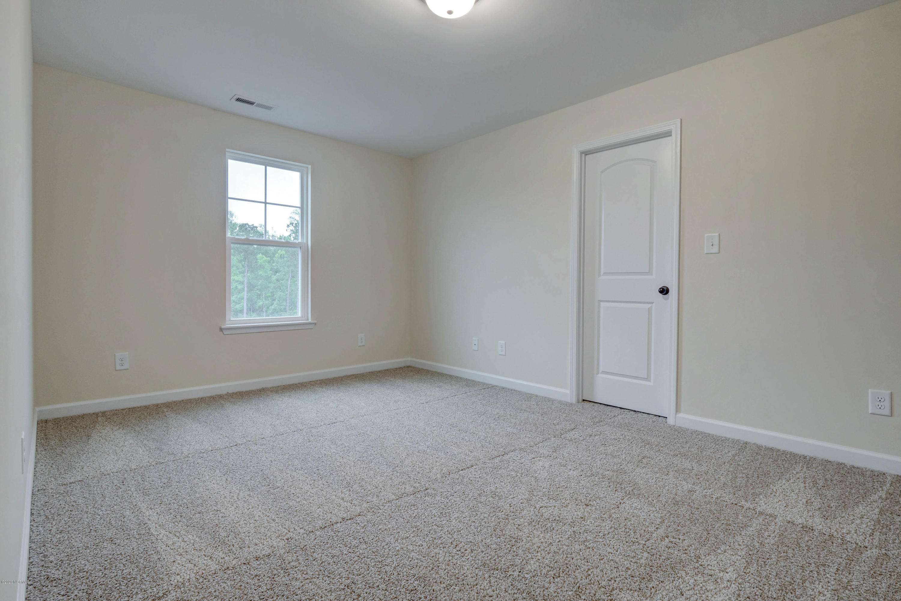 682 Aria Lane Hubert, NC 28539 - Photo 27 of 35 Bedroom 4