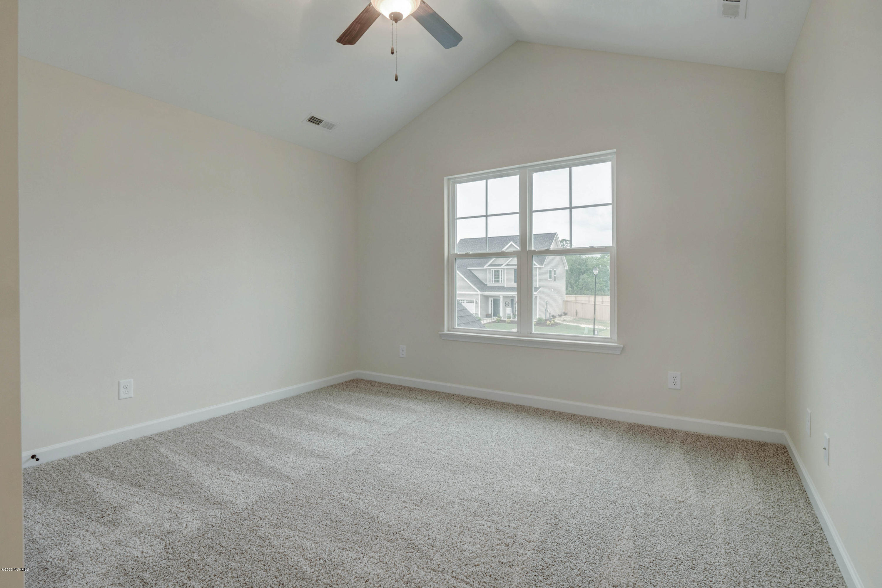 682 Aria Lane Hubert, NC 28539 - Photo 28 of 35 Bonus room