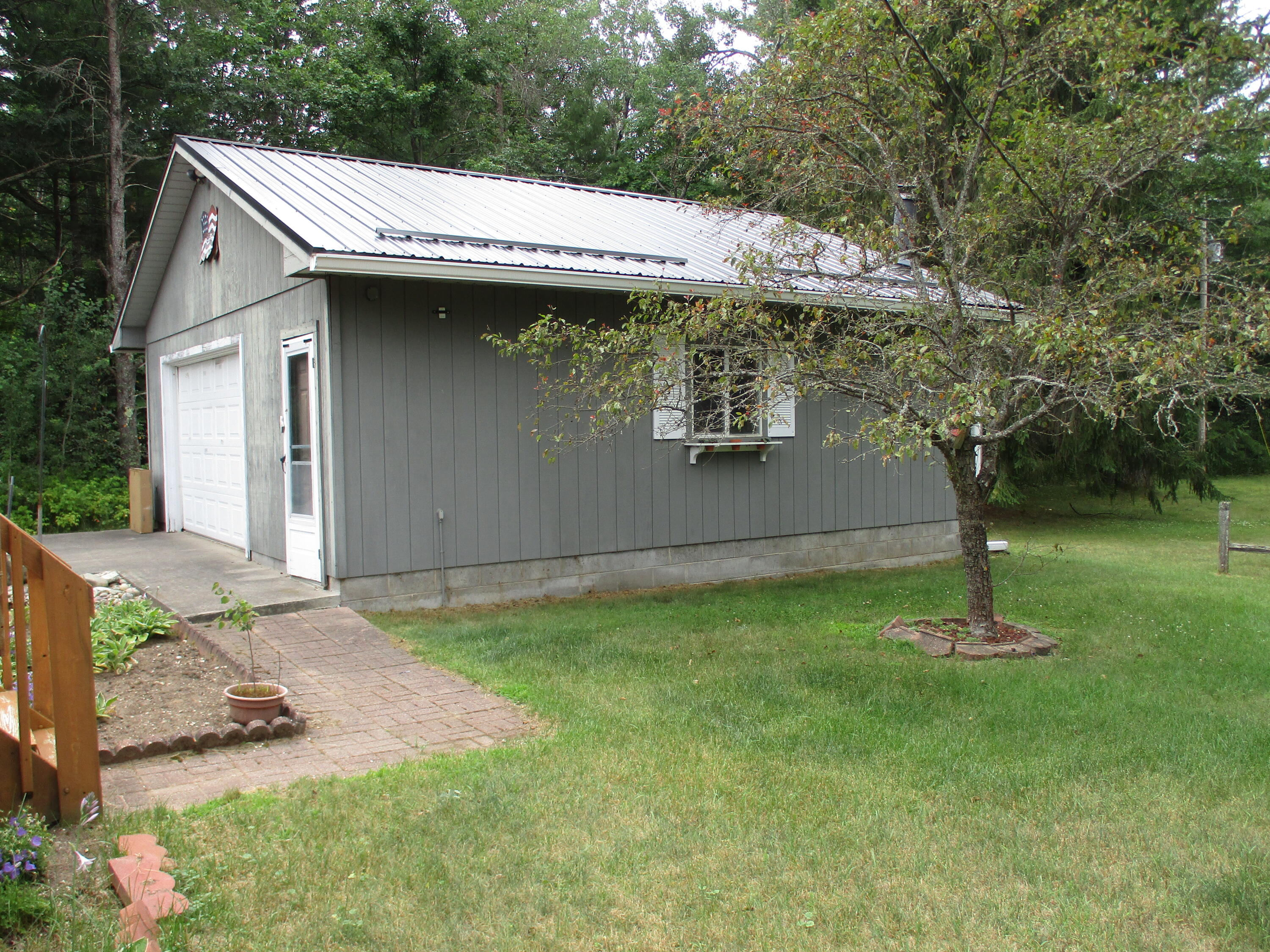 3762 Sheridan Road Lewiston, MI 49756 - Photo 41 of 59 Gallery Image 41