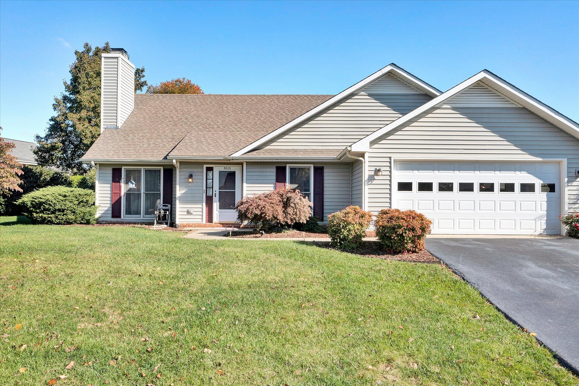 5215 Huntridge Road Roanoke, VA 24012 - Photo 39 of 47 01-DJI_0406
