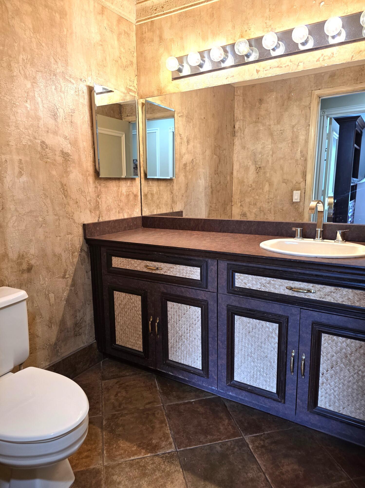 11630 Island Lakes Lane Boca Raton, FL 33498 - Photo 10 of 34 Powder Room