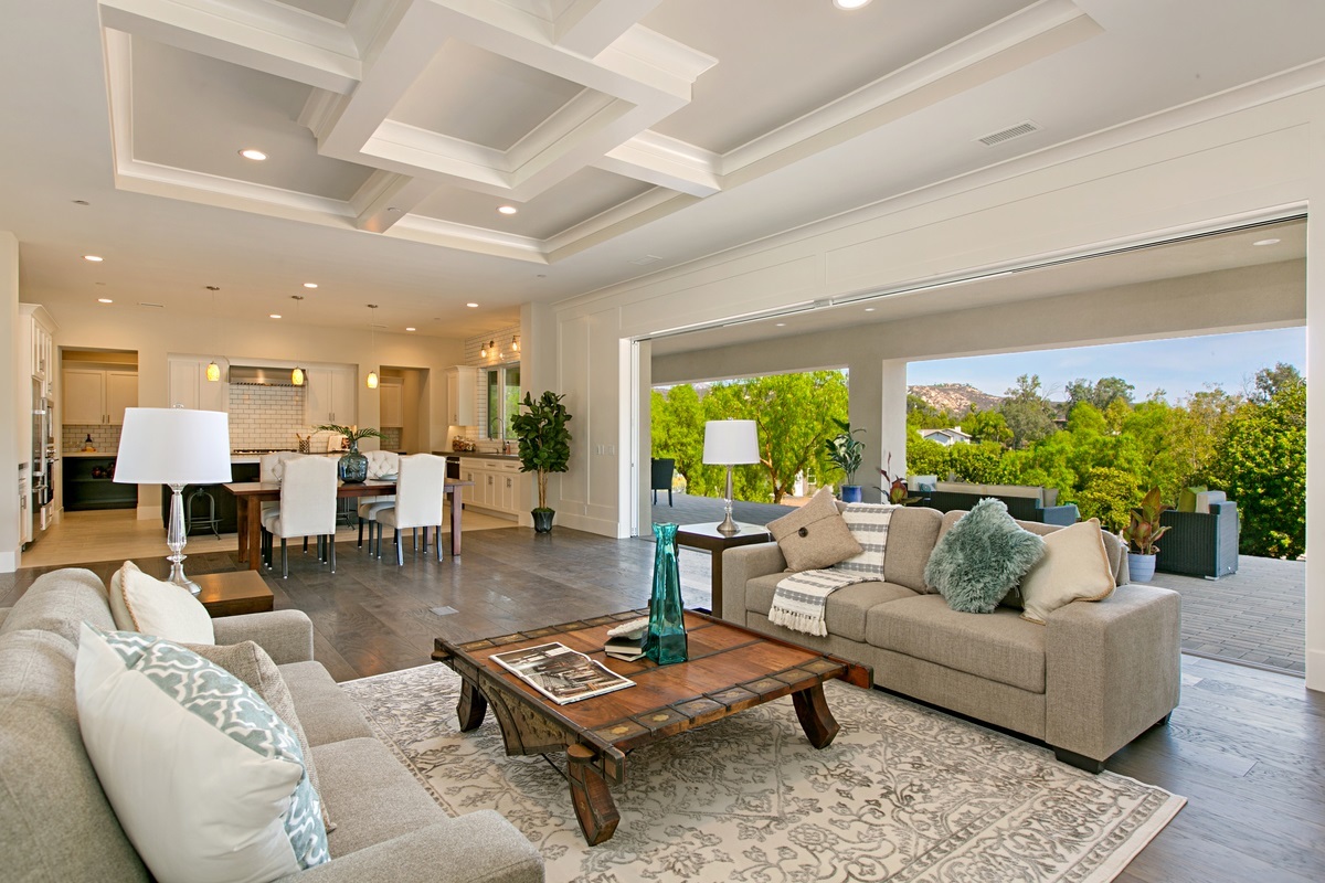 14935 Gavan Vista Road Poway, CA 92064 - Photo 4 of 19