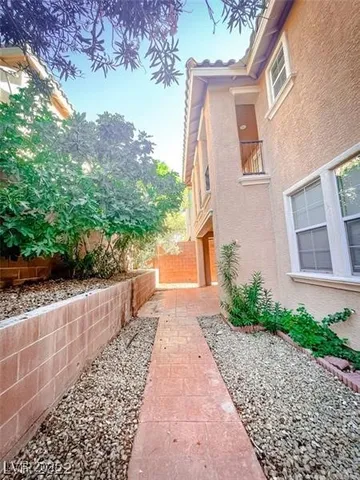 $2,295 | 5733 Blackbirch Street, Las Vegas, NV 89148