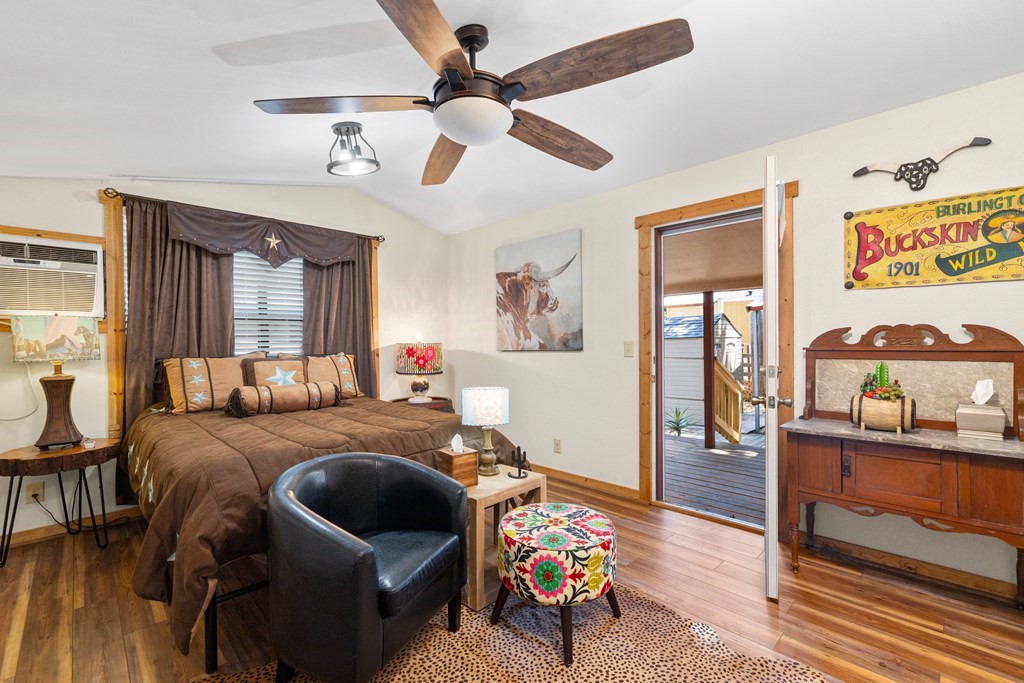 702 14th Street Bandera, TX 78003 - Photo 19 of 40