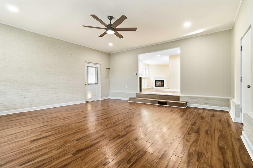 5524 Laurel Lane Northwest Lilburn, GA 30047 - Photo 17 of 46