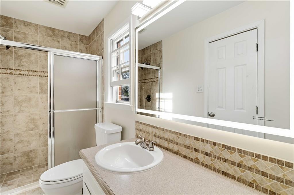 5524 Laurel Lane Northwest Lilburn, GA 30047 - Photo 26 of 46