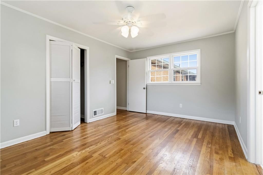 5524 Laurel Lane Northwest Lilburn, GA 30047 - Photo 31 of 46