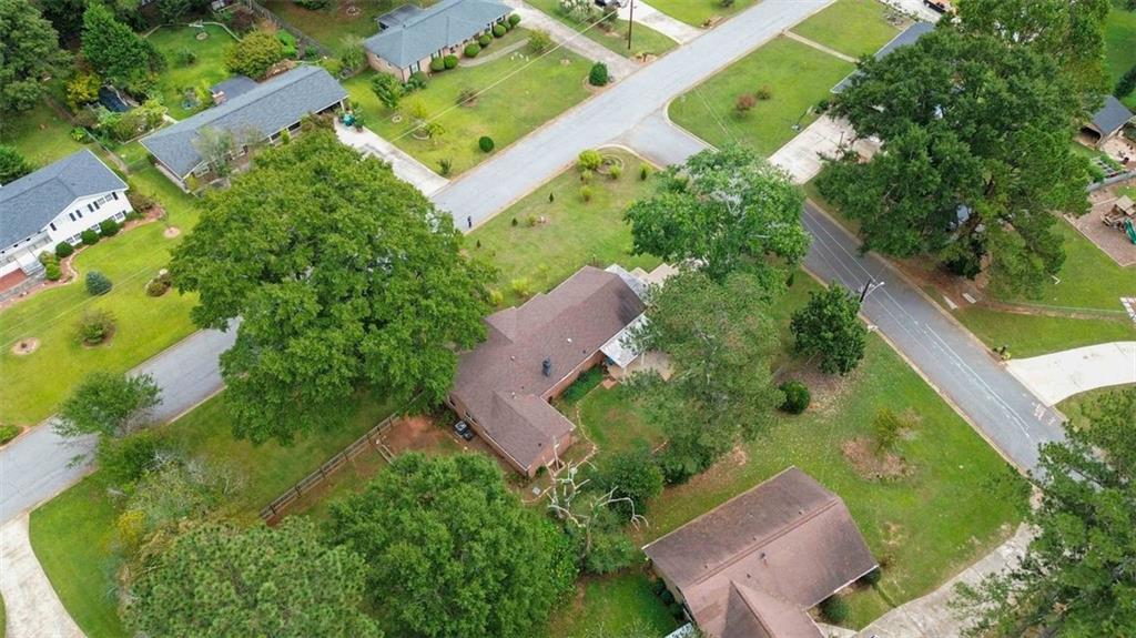 5524 Laurel Lane Northwest Lilburn, GA 30047 - Photo 39 of 46