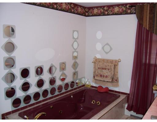 244 Boyden Street Fall River, MA 02721 - Photo 6 of 9 Gallery Image 6