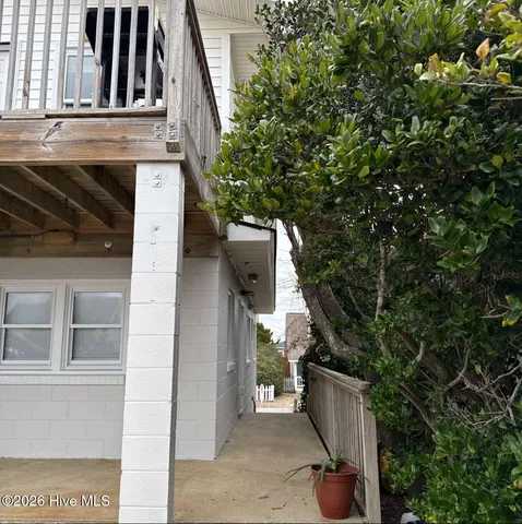 $995 | 217 West Atlantic Boulevard, Unit 4, Atlantic Beach, NC 28512