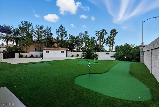 $1,750,000 | 8717 Kingship Court, Las Vegas, NV 89129