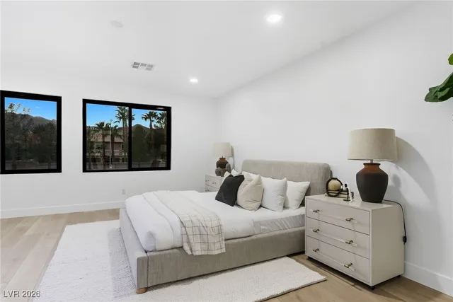 $1,750,000 | 8717 Kingship Court, Las Vegas, NV 89129