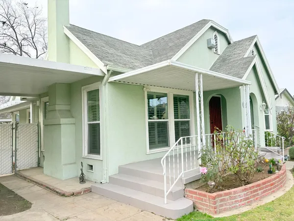 $379,500 | 1425 North Wilson Avenue, Fresno, CA 93728