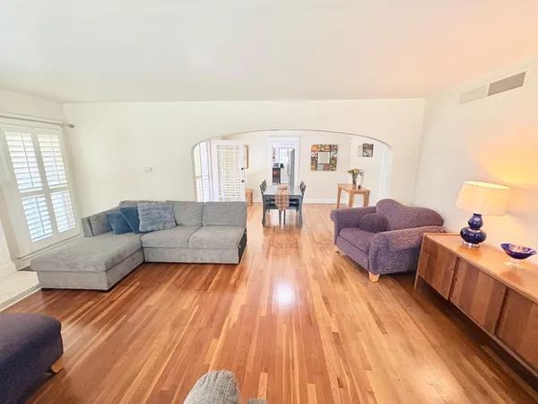 $379,500 | 1425 North Wilson Avenue, Fresno, CA 93728