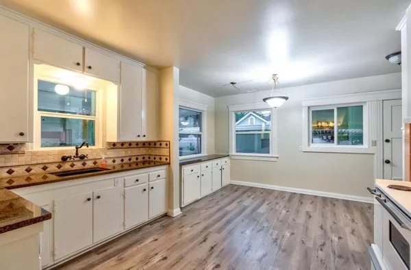 $379,500 | 1425 North Wilson Avenue, Fresno, CA 93728