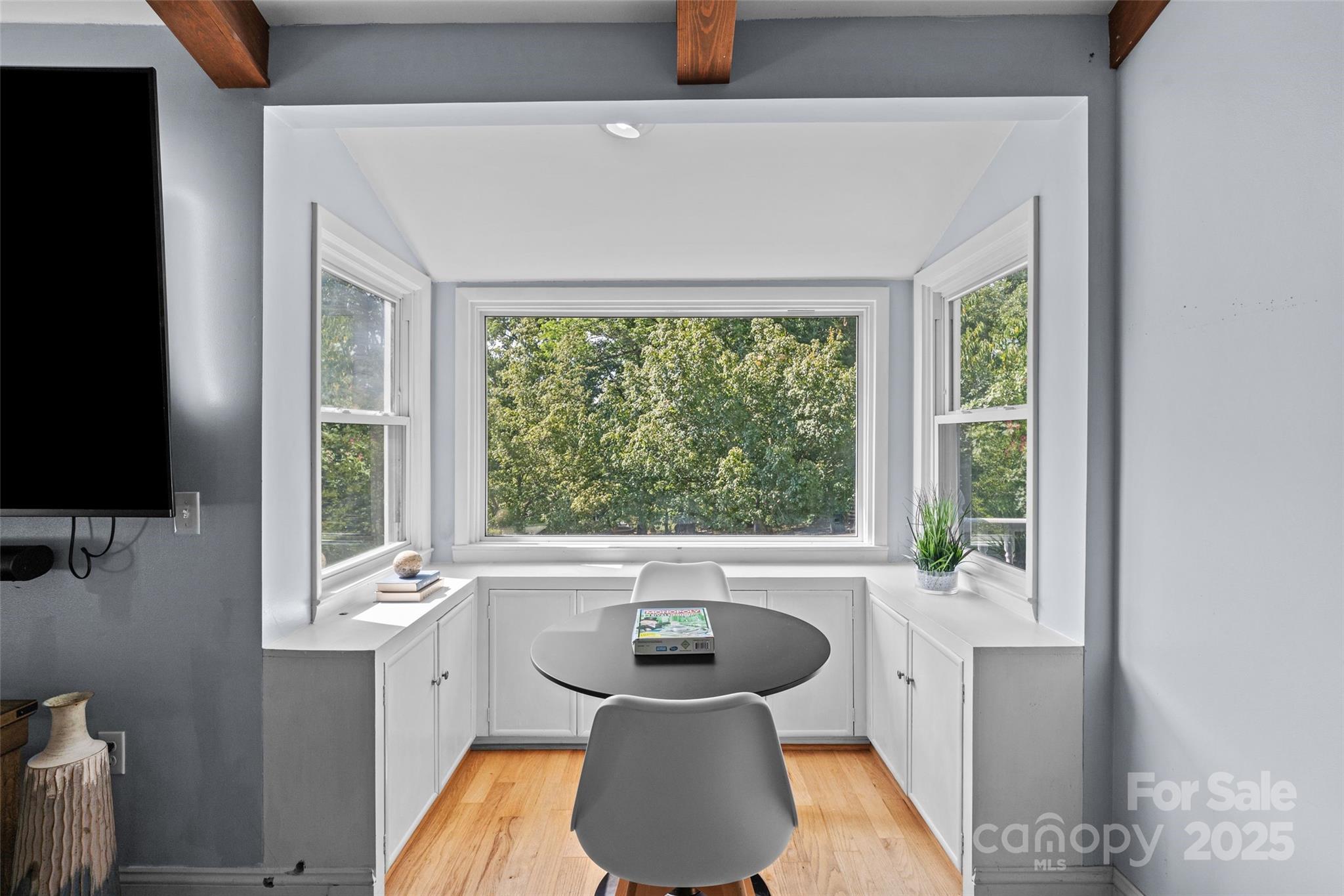 335 Carroll Cove Clover, SC 29710 - Photo 12 of 29 a bathroom with a sink and a bathtub
