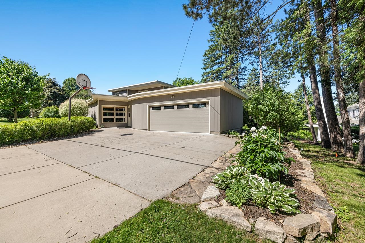 910 North 13th Street Wausau, WI 54403 - Photo 53 of 58
