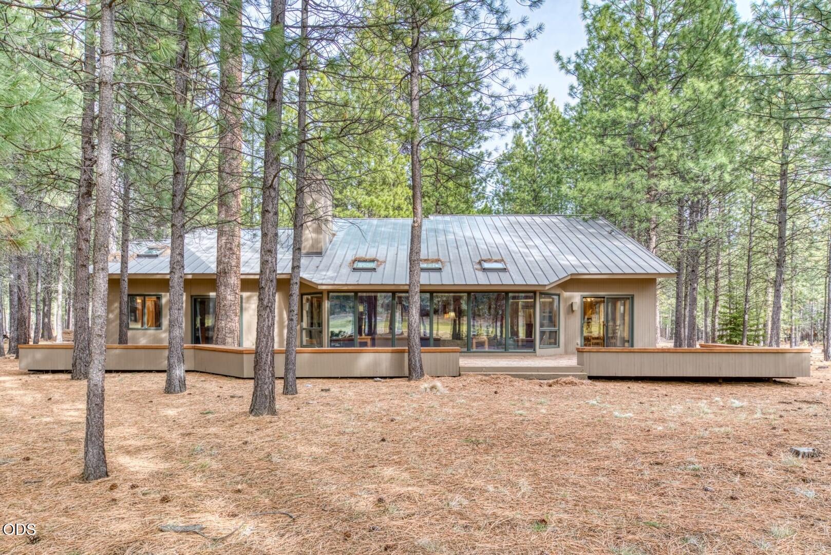 13441 Triflorium Black Butte Ranch, OR 97759 - Photo 31 of 40 Gallery Image 31