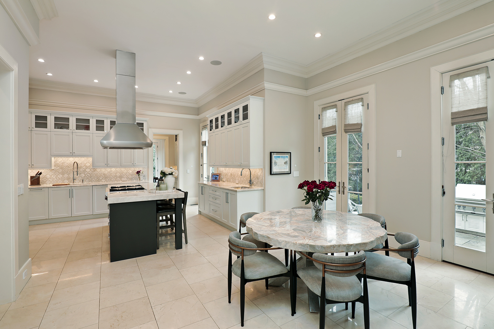 977 Sheridan Road Winnetka, IL 60093 - Photo 10 of 39 Gallery Image 10