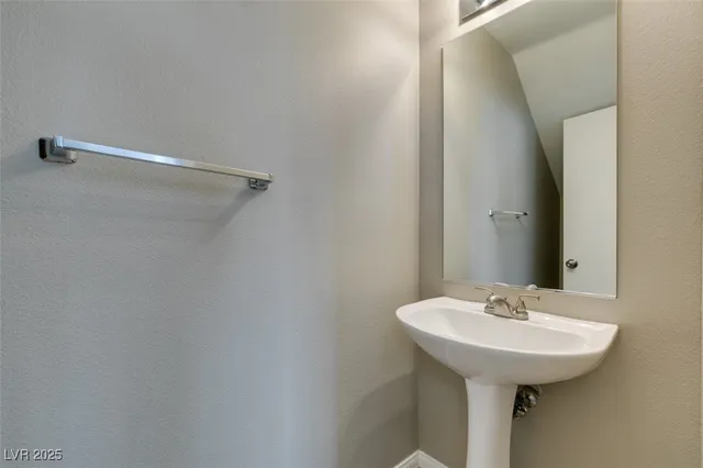 $1,850 | 190 Renville Court, Henderson, NV 89074