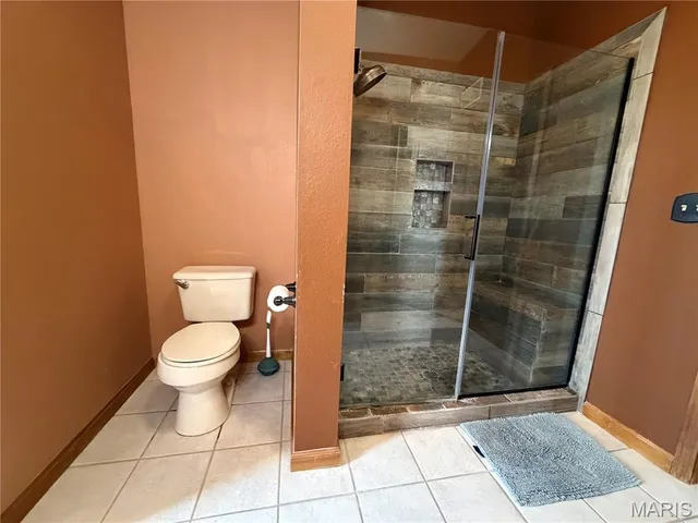 $400,000 | 3963 Gvillo Lane, Alton, IL 62002