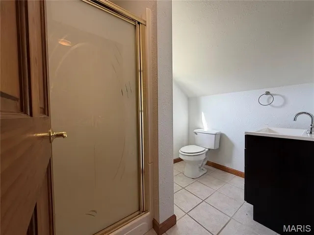 $400,000 | 3963 Gvillo Lane, Alton, IL 62002