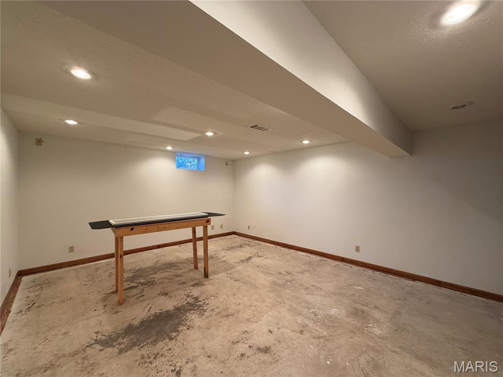 3963 Gvillo Lane Alton, IL 62002 - Photo 29 of 43