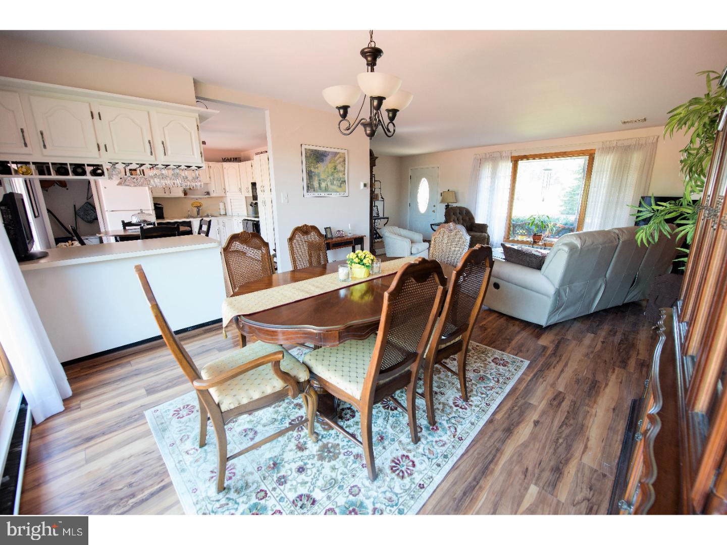 23 Gordonville Road Aston, PA 19014 - Photo 15 of 25 Kitchen