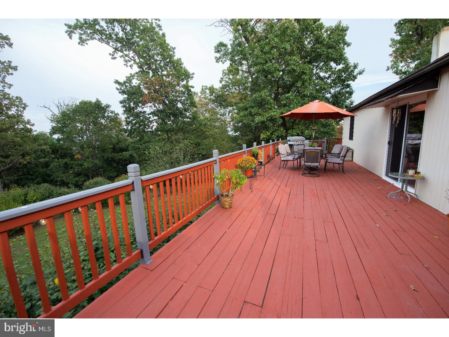 23 Gordonville Road Aston, PA 19014 - Photo 16 of 25 Deck