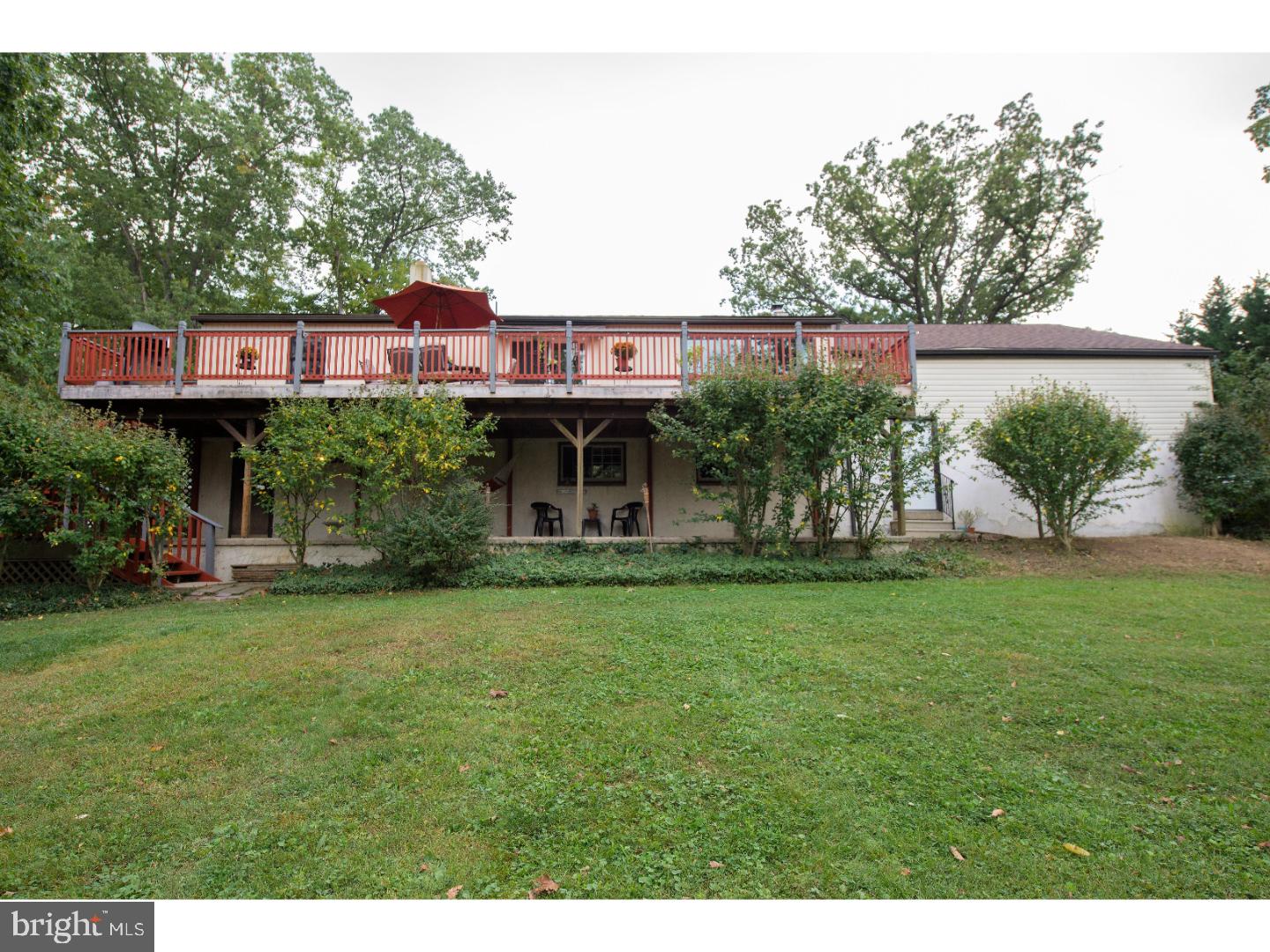 23 Gordonville Road Aston, PA 19014 - Photo 8 of 25 Exterior Back