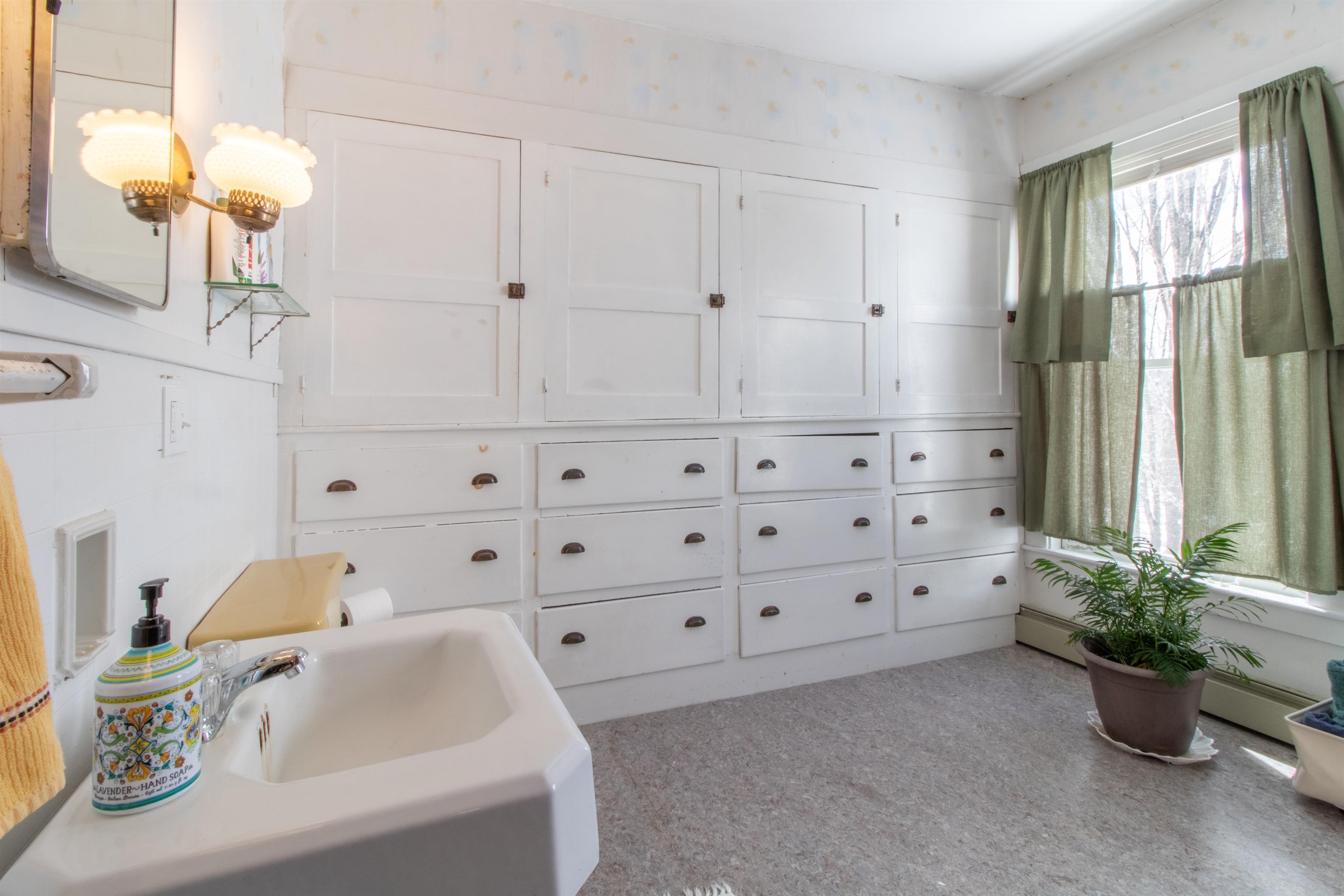 77 Maple Street Brighton, VT 05846 - Photo 27 of 49