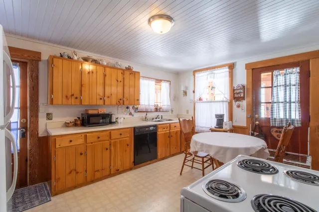 $250,000 | 77 Maple Street, Brighton, VT 05846