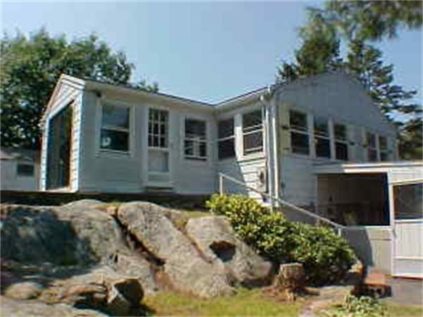 5 Rockport Road Gloucester, MA 01930 - Photo 1 of 1 front view of a house
