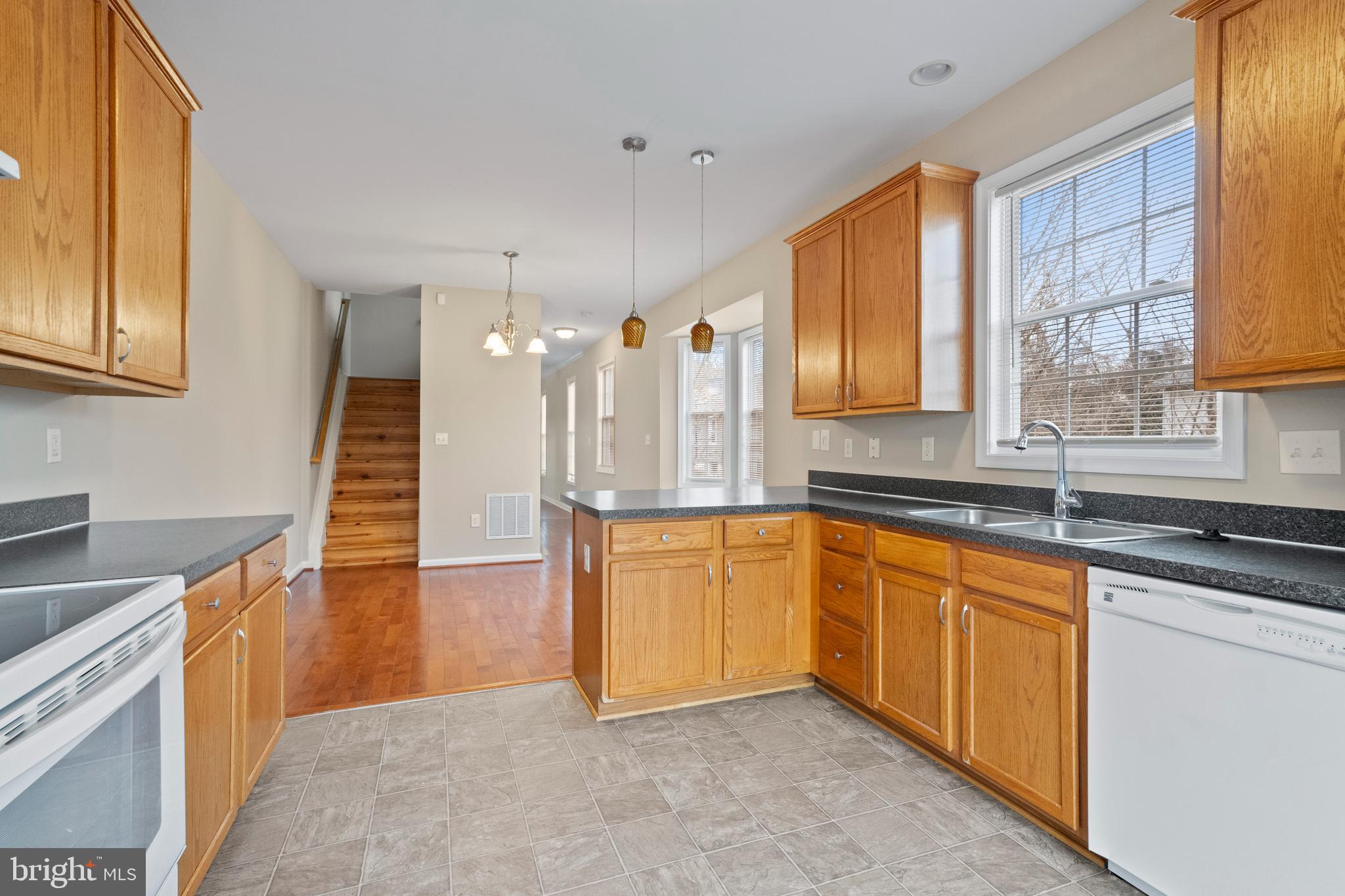 6014 Belle Grove Road Brooklyn, MD 21225 - Photo 4 of 29 Kitchen