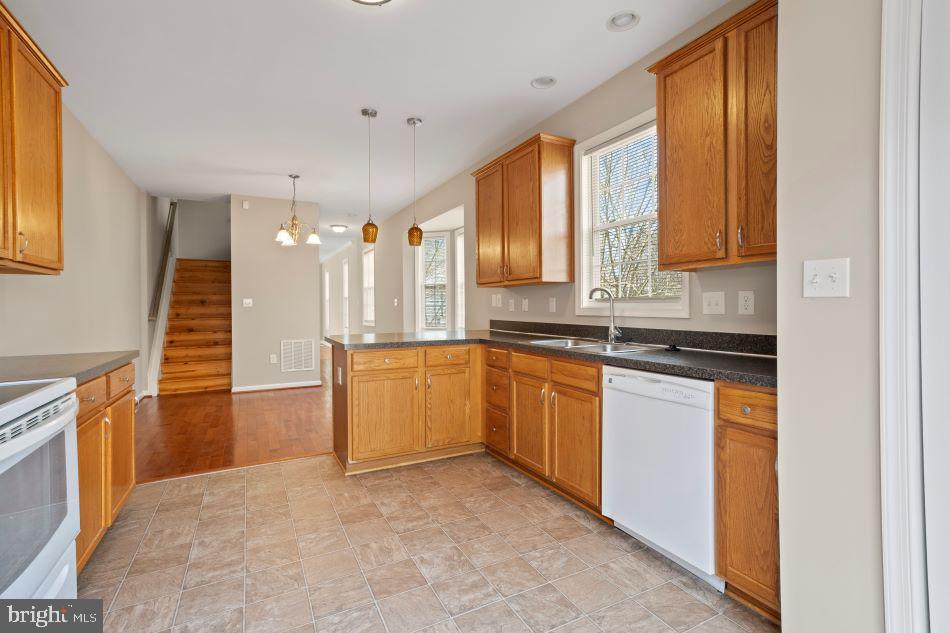 6014 Belle Grove Road Brooklyn, MD 21225 - Photo 7 of 29 Kitchen