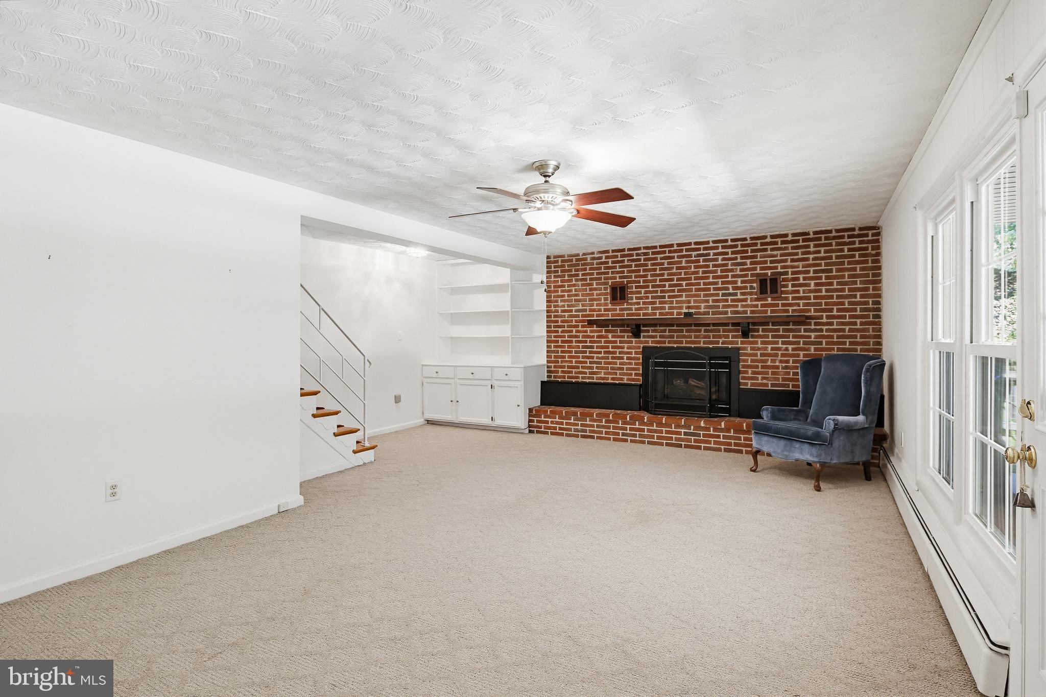 504 Waterford Road Silver Spring, MD 20901 - Photo 37 of 61 Family room with gas fireplace