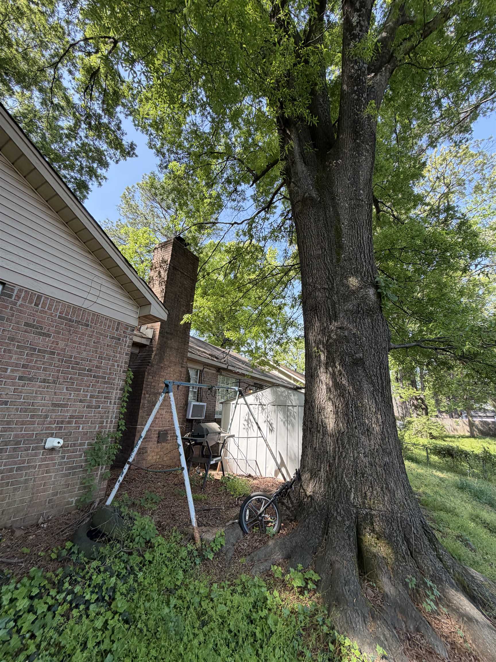 5334 Rock Ridge Road South Memphis, TN 38134 - Photo 30 of 31 Brick exterior with an integrated chimney