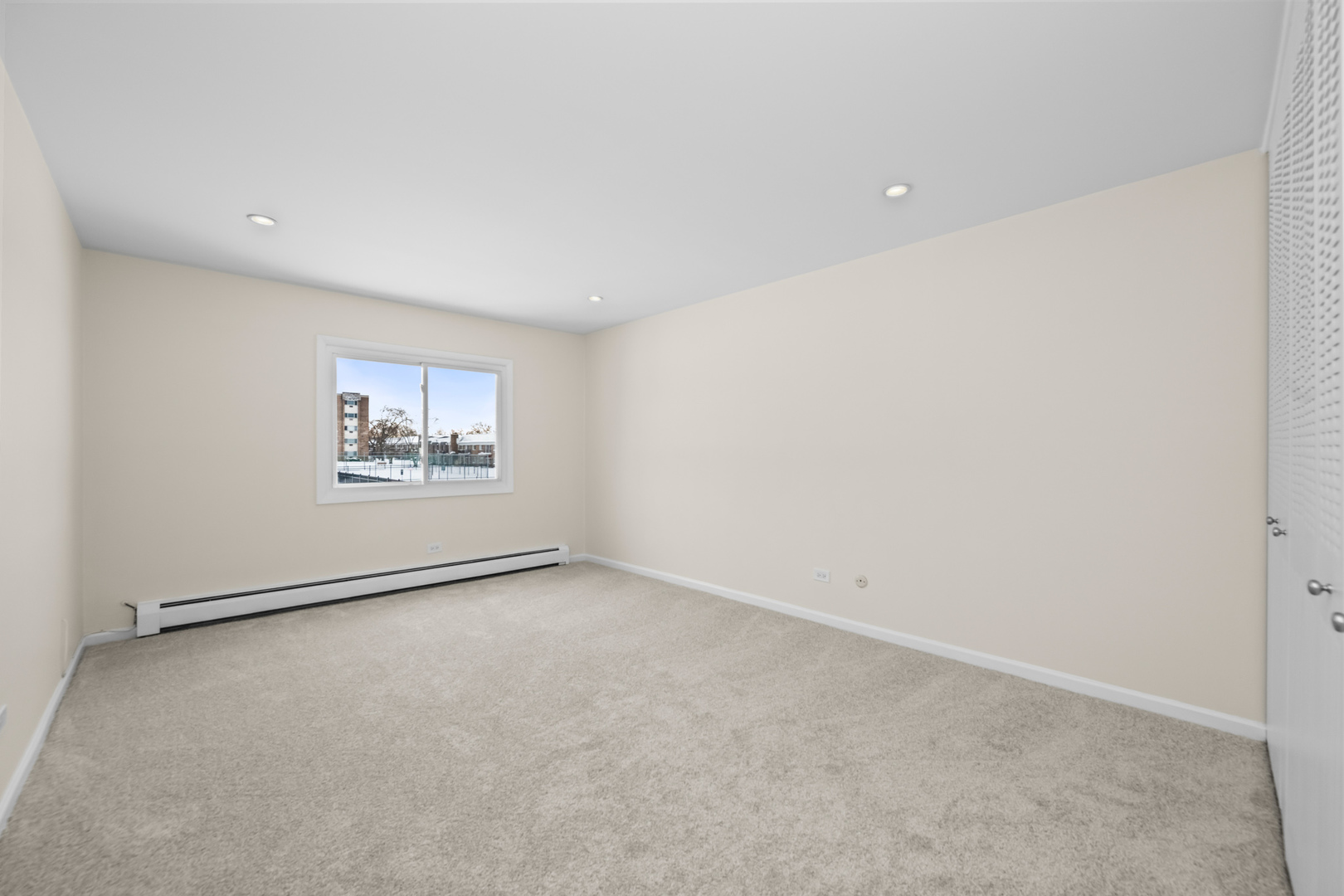 10385 Dearlove Road, Unit 2C Glenview, IL 60025 - Photo 12 of 16