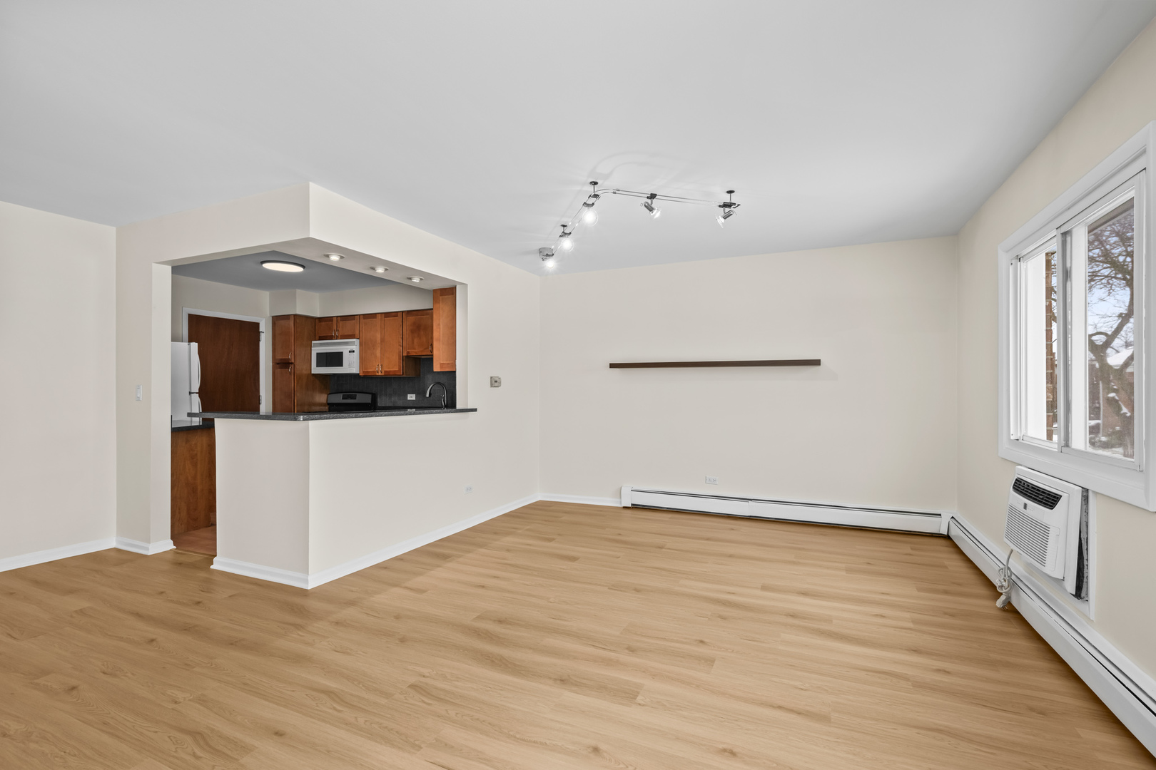 10385 Dearlove Road, Unit 2C Glenview, IL 60025 - Photo 8 of 16