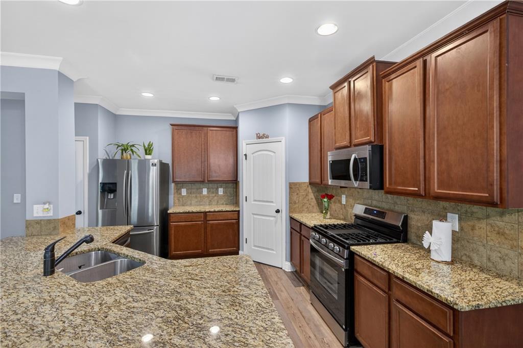 4888 Longview Run Decatur, GA 30035 - Photo 15 of 28