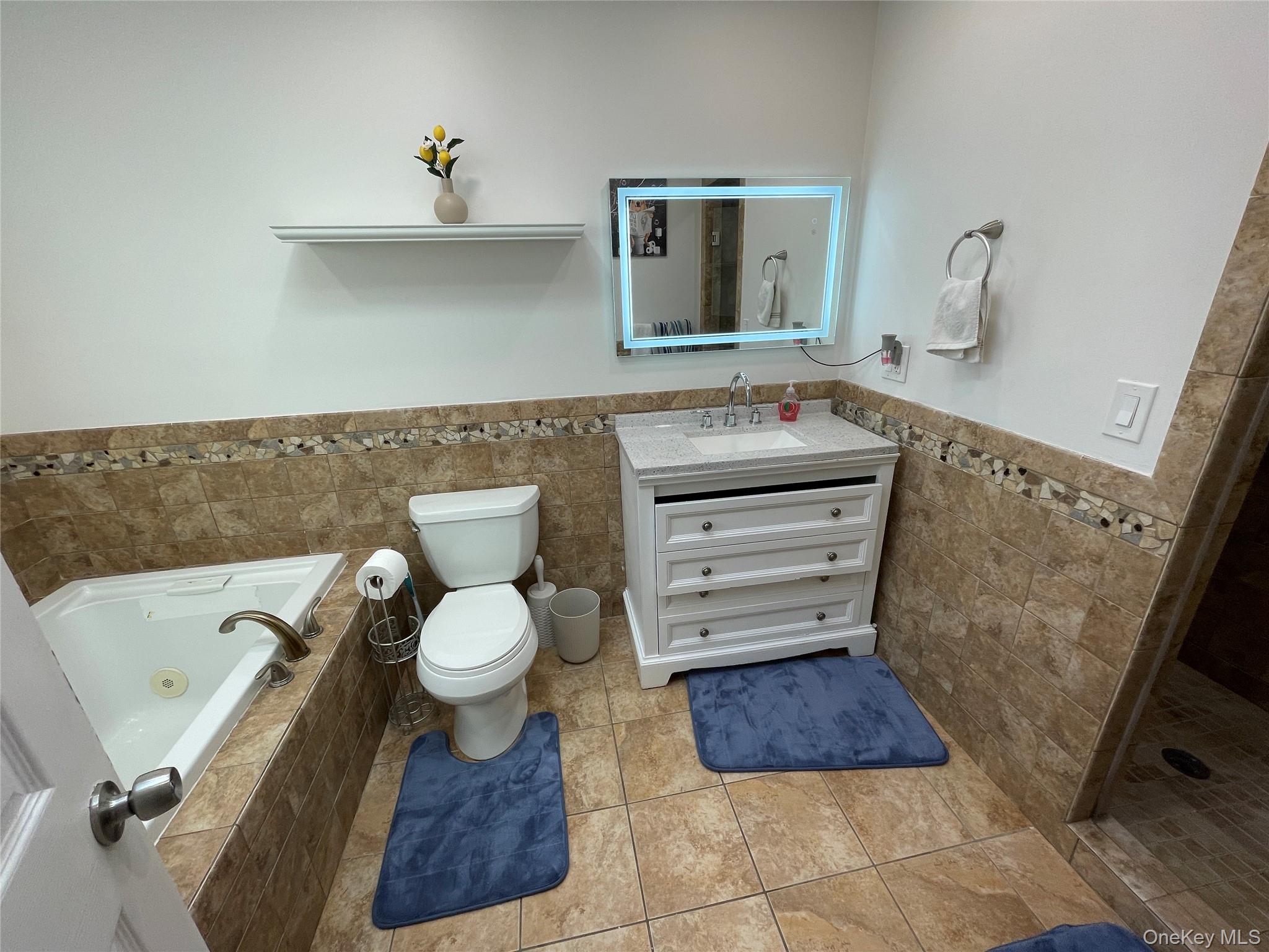 70 Birch Road Amityville, NY 11701 - Photo 16 of 37