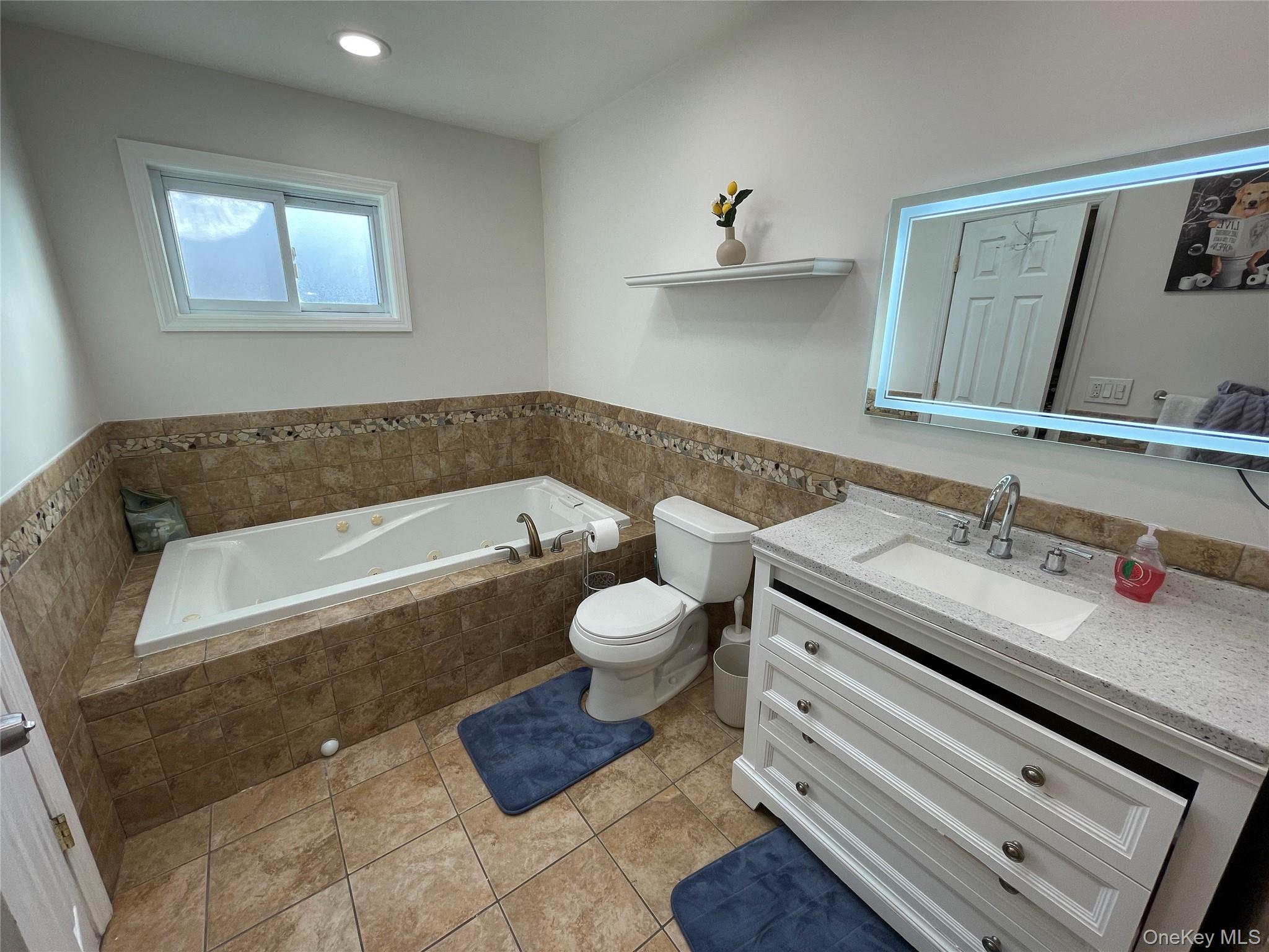 70 Birch Road Amityville, NY 11701 - Photo 17 of 37