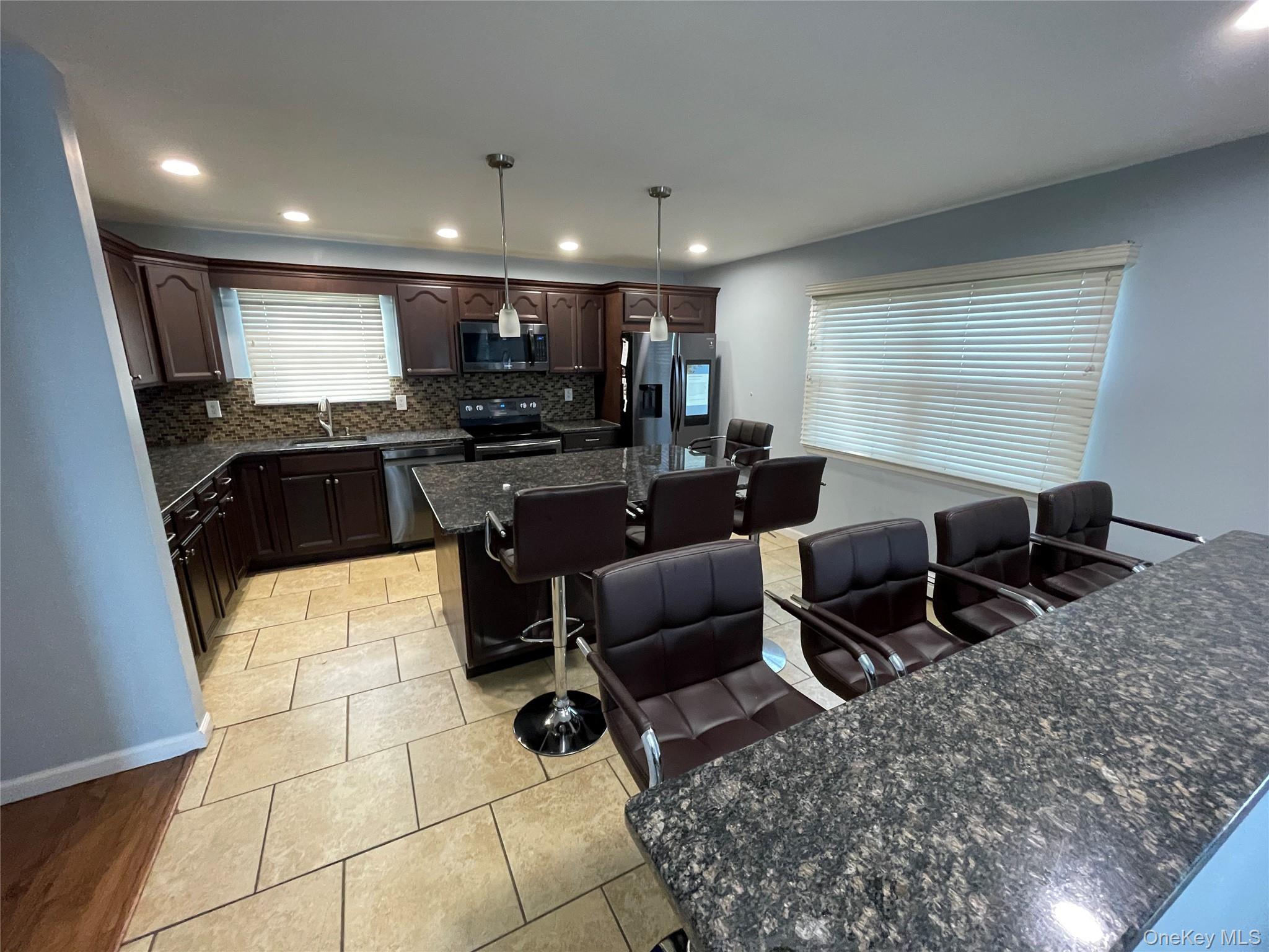 70 Birch Road Amityville, NY 11701 - Photo 6 of 37