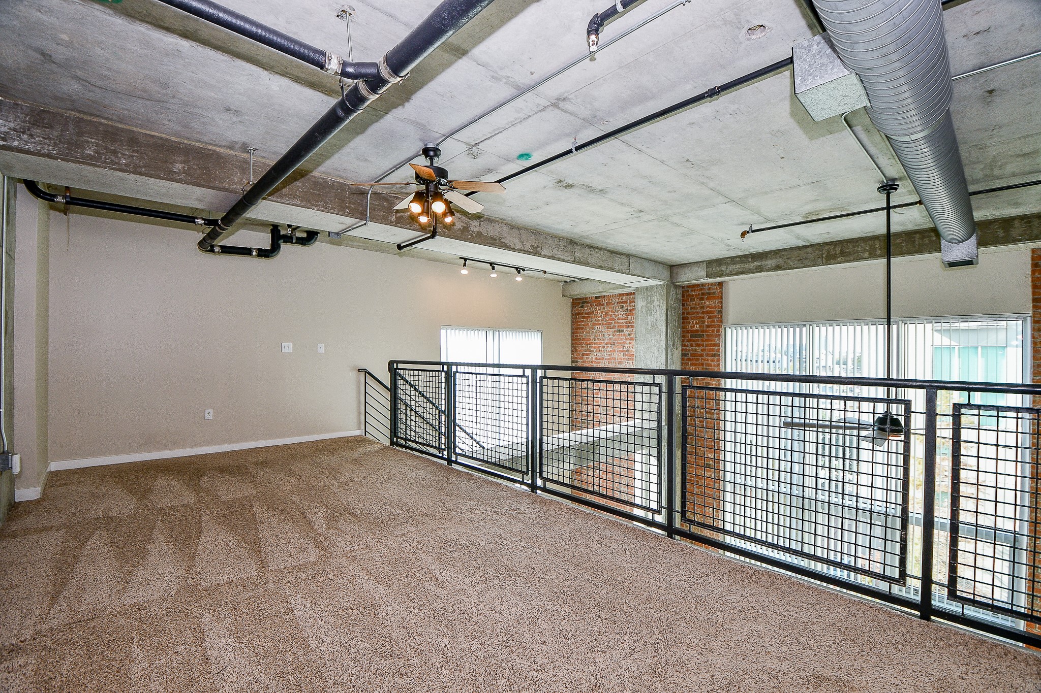 2000 Bagby Street, Unit 5441 Houston, TX 77002 - Photo 22 of 34 a view of a garage