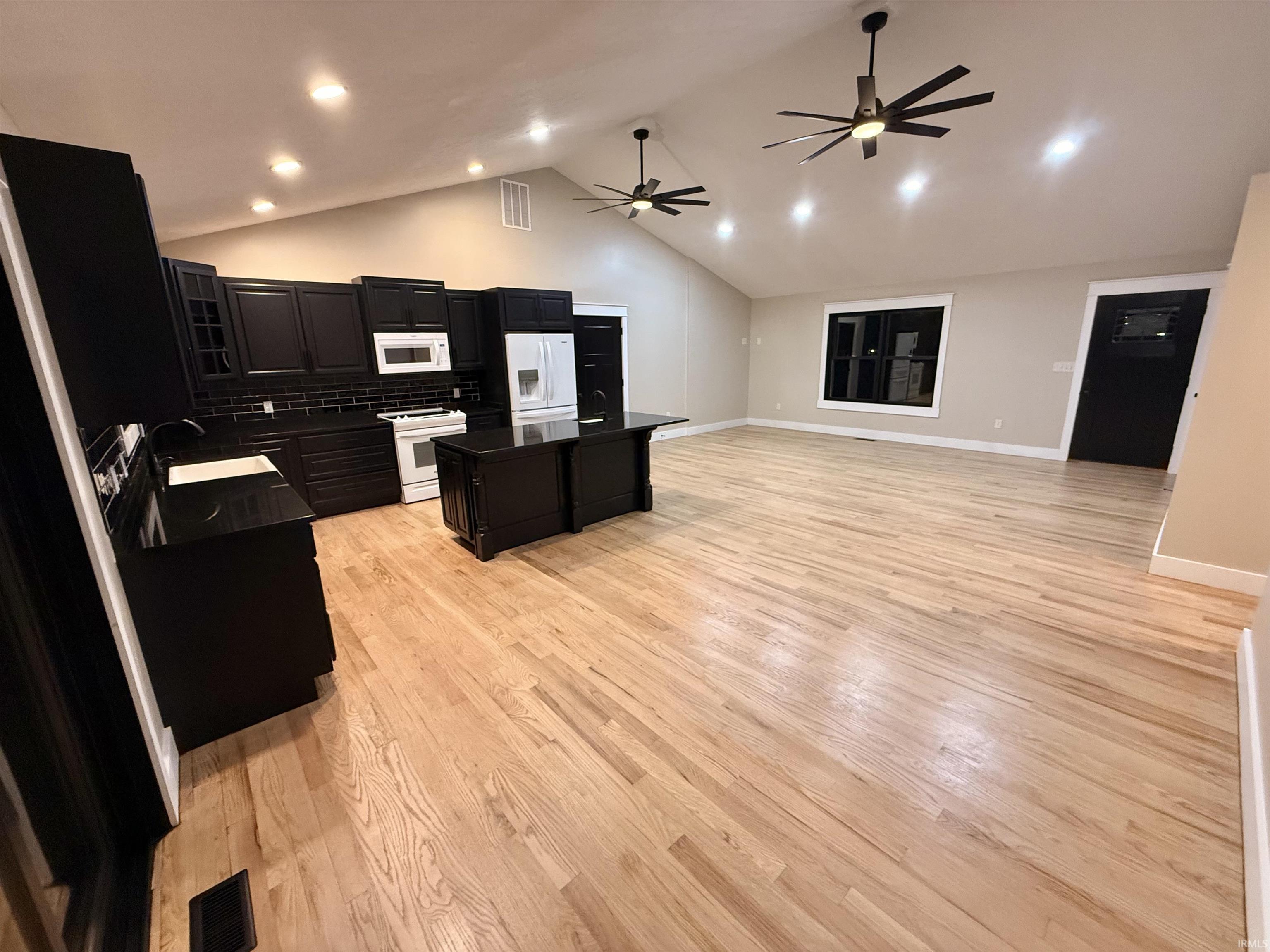 125 Bennett Road Bedford, IN 47421 - Photo 7 of 21