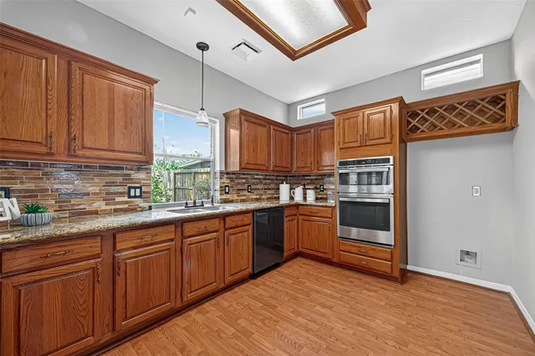 $2,700 | 2710 Double Lake Drive, Missouri City, TX 77459