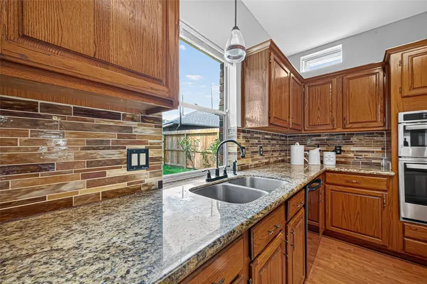 $2,700 | 2710 Double Lake Drive, Missouri City, TX 77459