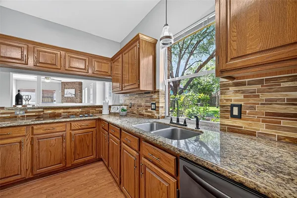 $2,700 | 2710 Double Lake Drive, Missouri City, TX 77459