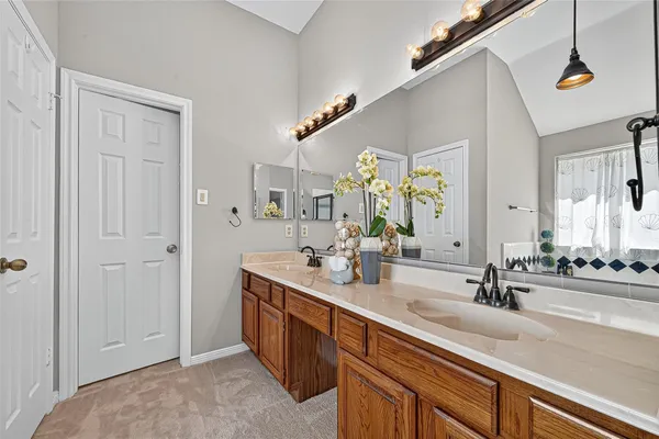 $2,700 | 2710 Double Lake Drive, Missouri City, TX 77459