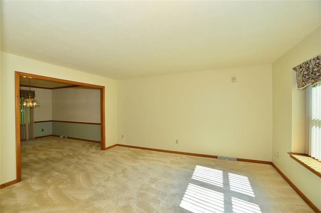10151 Meinert Road Wexford, PA 15090 - Photo 4 of 23 Gallery Image 4